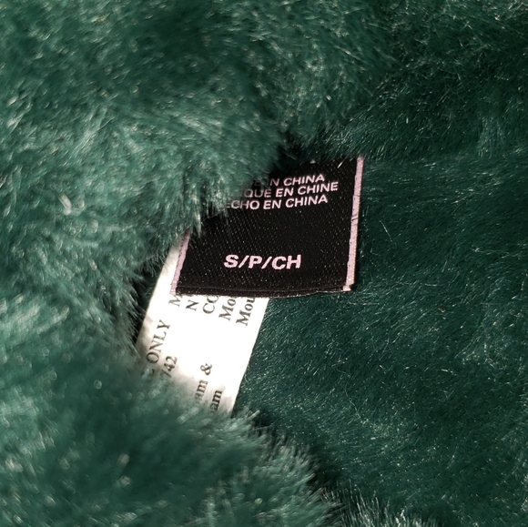 Victoria's Secret Open Toe Faux Fur Slippers NWOT - Picture 3 of 4